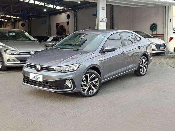 VOLKSWAGEN VIRTUS 1.0 200 TSI HIGHLINE AUTOMÁTICO